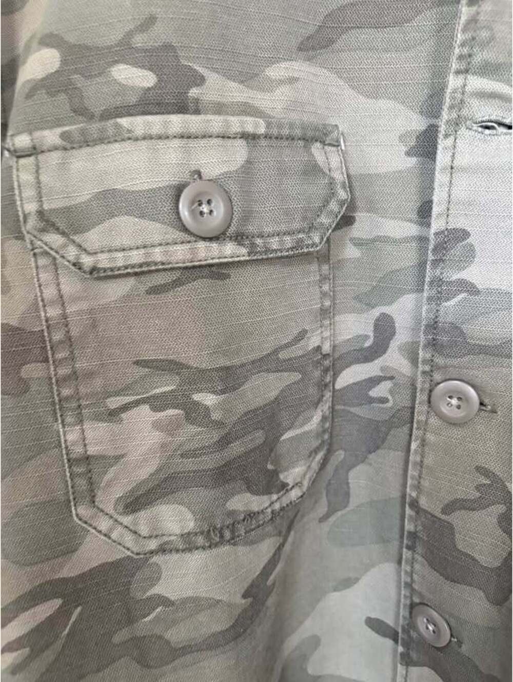 Hot Topic Camo Button-Down Jacket - Picture 4 of 5